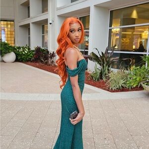 Elegant Green Off-Shoulder Dress